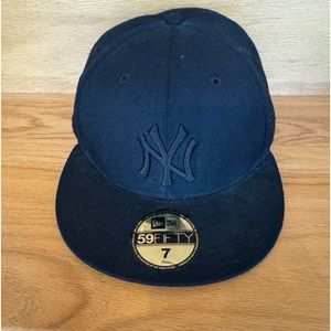 Black NY Baseball Cap, EXCELLENT Condition, size 7
